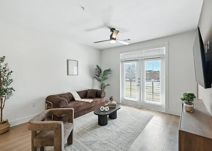 101 Stylish Condo, Amenities, Near Stockyards * Fort Worth