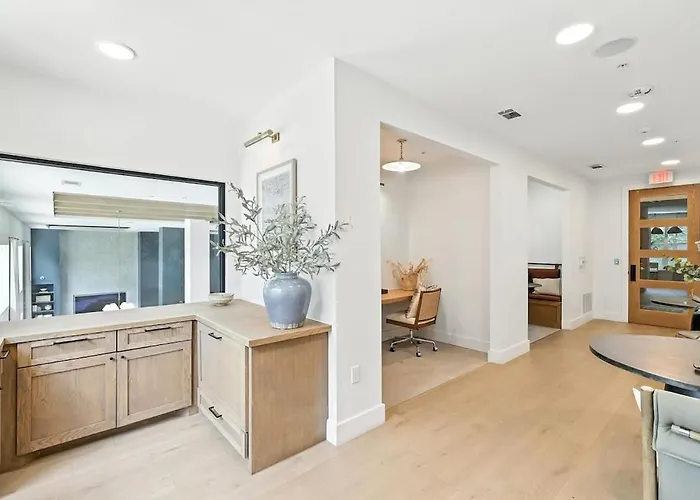 101 Stylish Condo, Amenities, Near Stockyards Apartamento