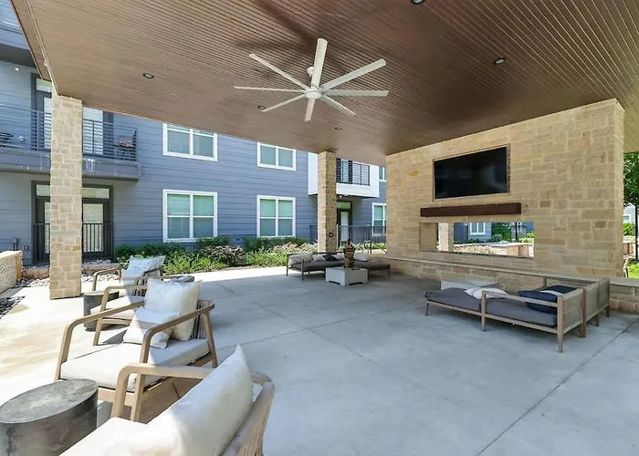 101 Stylish Condo, Amenities, Near Stockyards *