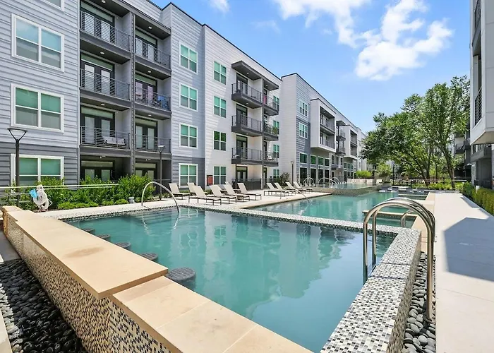 101 Stylish Condo, Amenities, Near Stockyards Fort Worth