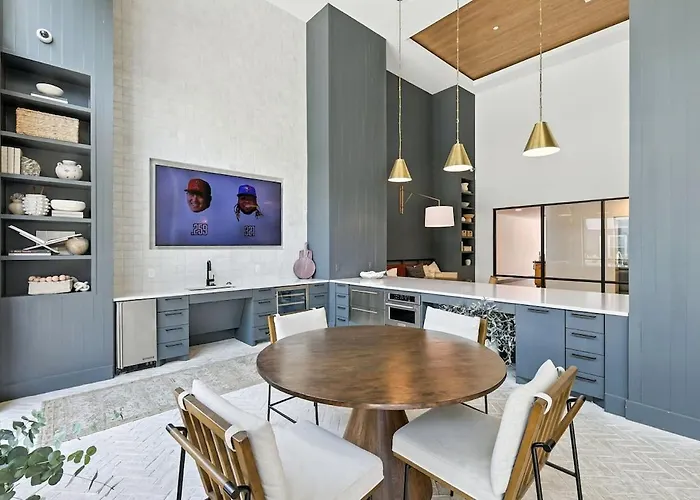101 Stylish Condo, Amenities, Near Stockyards Apartamento